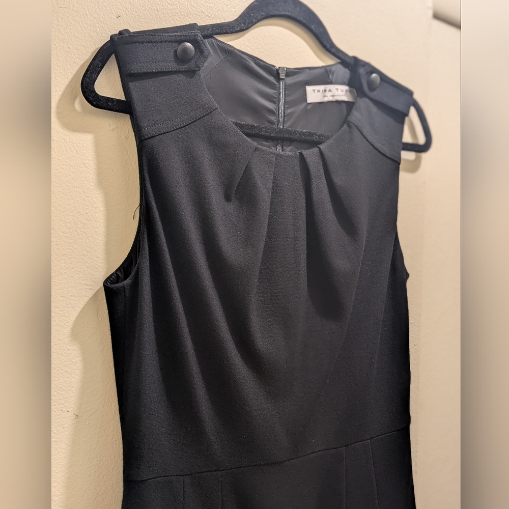 Trina Turk Black Brigadier Dress Ponte Sheath Sleeveless Round Neckline- M - Picture 3 of 16